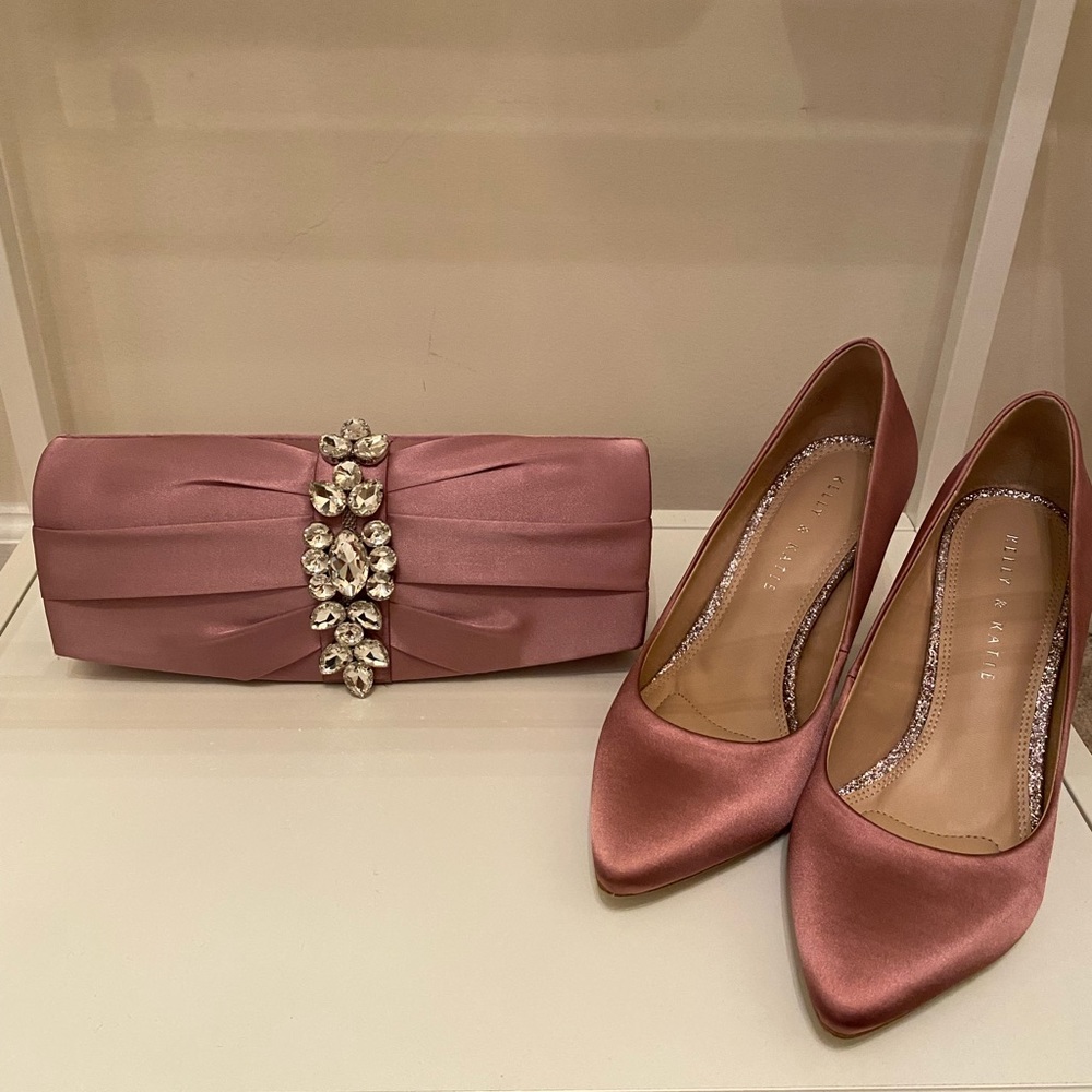 Blush Satin Clutch and Heel Set, Size 8